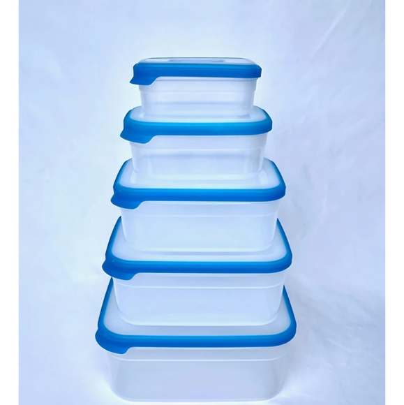 Containers - Picture 2 of 4